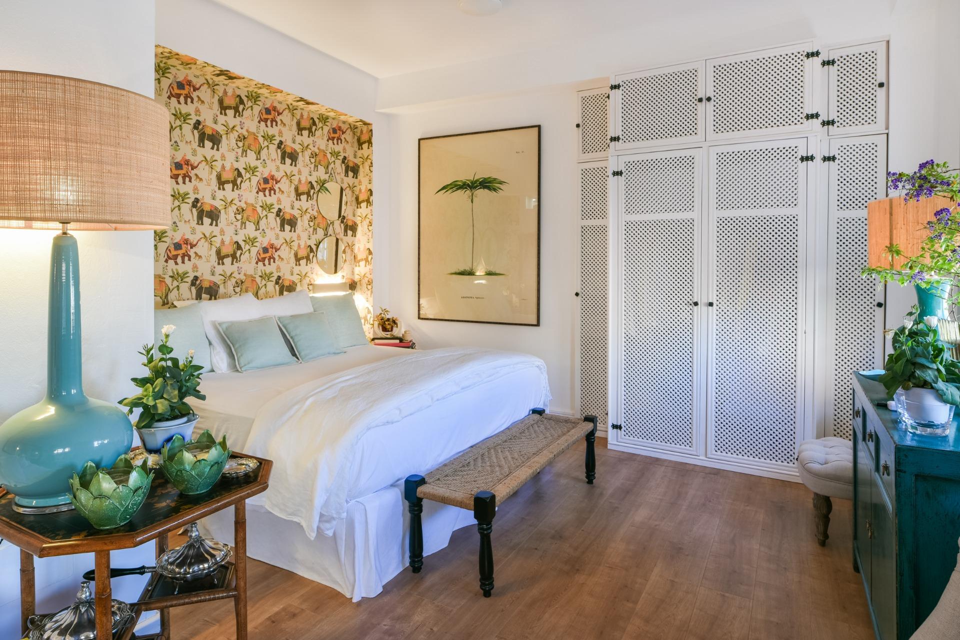 RENOVATED AND BRIGHT STUDIO WITH TOTAL PRIVACY AND UNOBSTRUCTED VIEWS  -  HISTORIC CENTER, MÁLAGA CITY