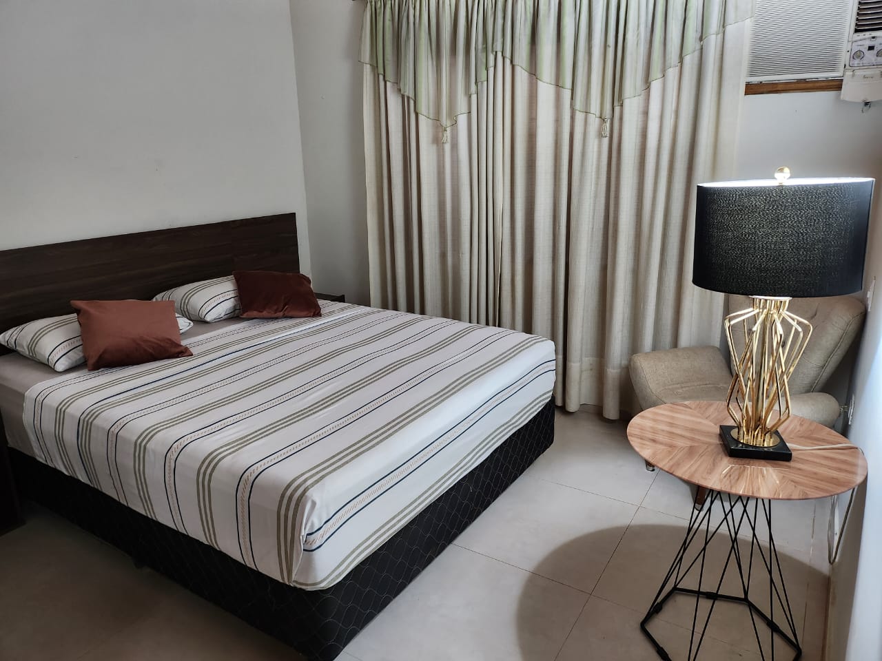 Se Vende Amoblada Residencia Premium A Minutos Del Aeropuerto Silvio Pettirossi - Photo 2