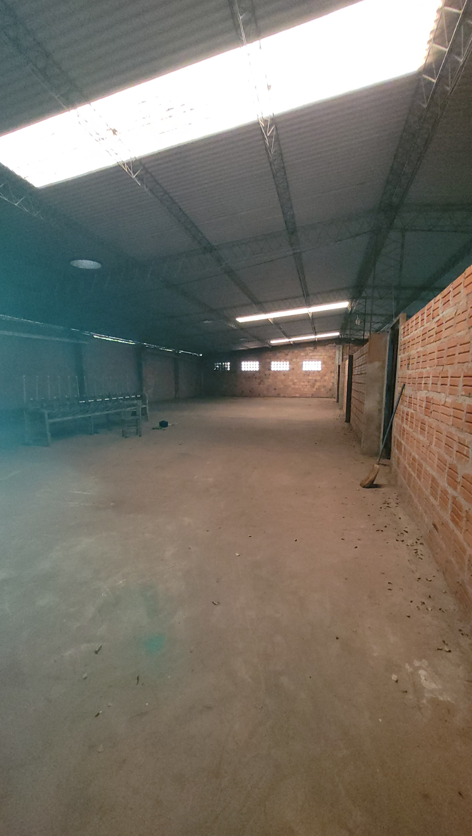 Vendo propiedad con 2.651 m2 con amplia casa y depósito ???? Barrio Santa Librada - Photo 11