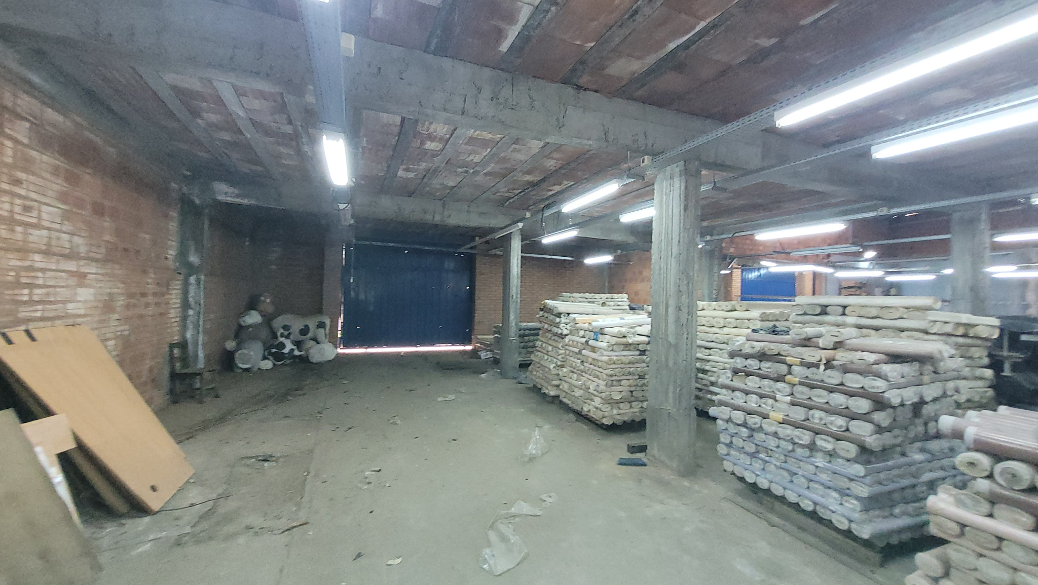 Vendo propiedad con 2.651 m2 con amplia casa y depósito ???? Barrio Santa Librada - Photo 15
