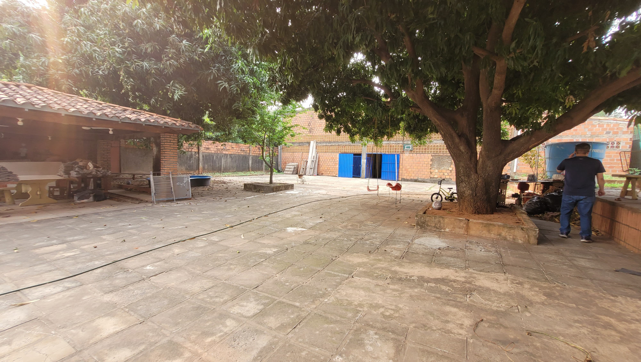 Vendo propiedad con 2.651 m2 con amplia casa y depósito ???? Barrio Santa Librada - Photo 18