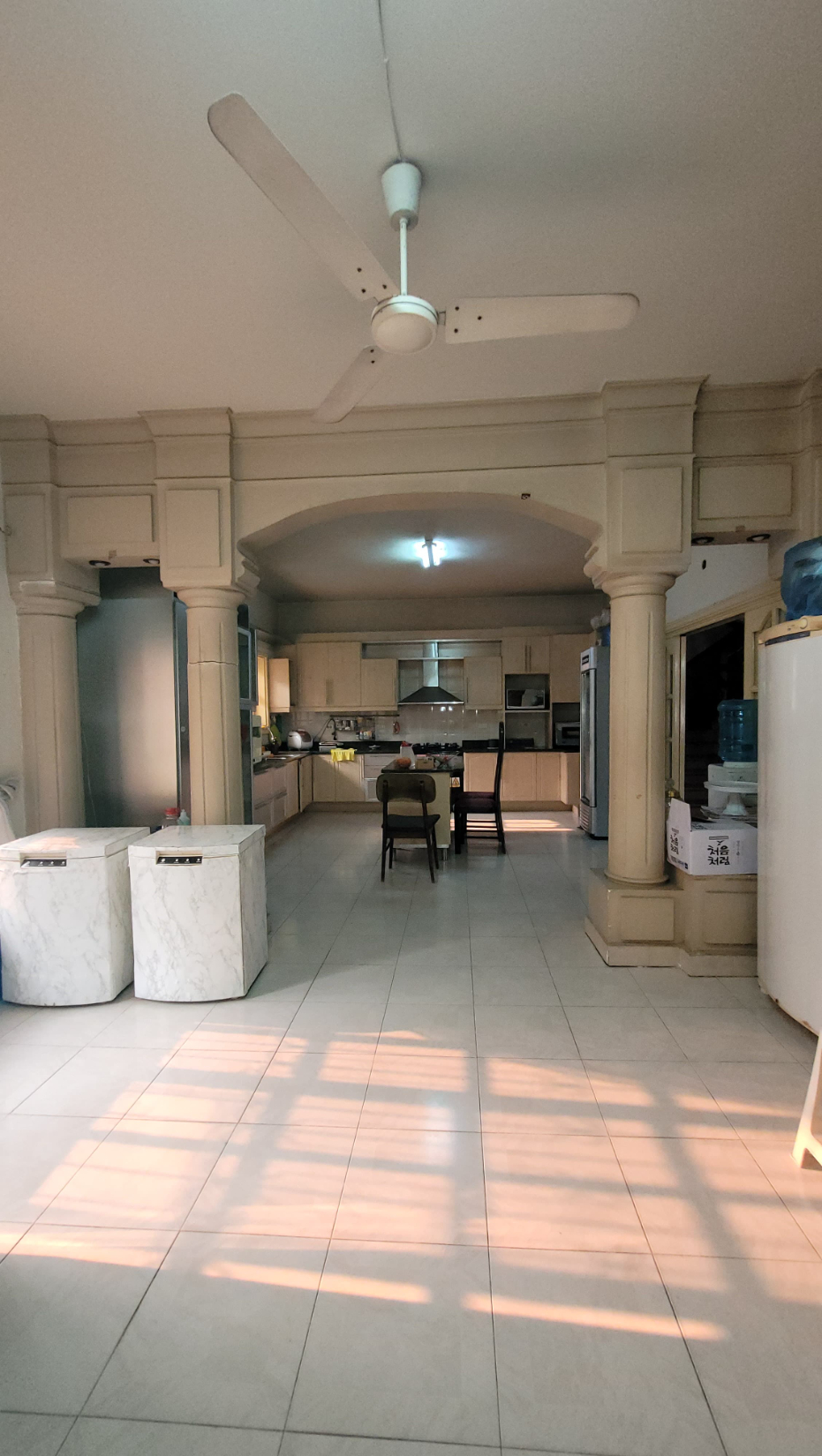 Vendo propiedad con 2.651 m2 con amplia casa y depósito ???? Barrio Santa Librada - Photo 6