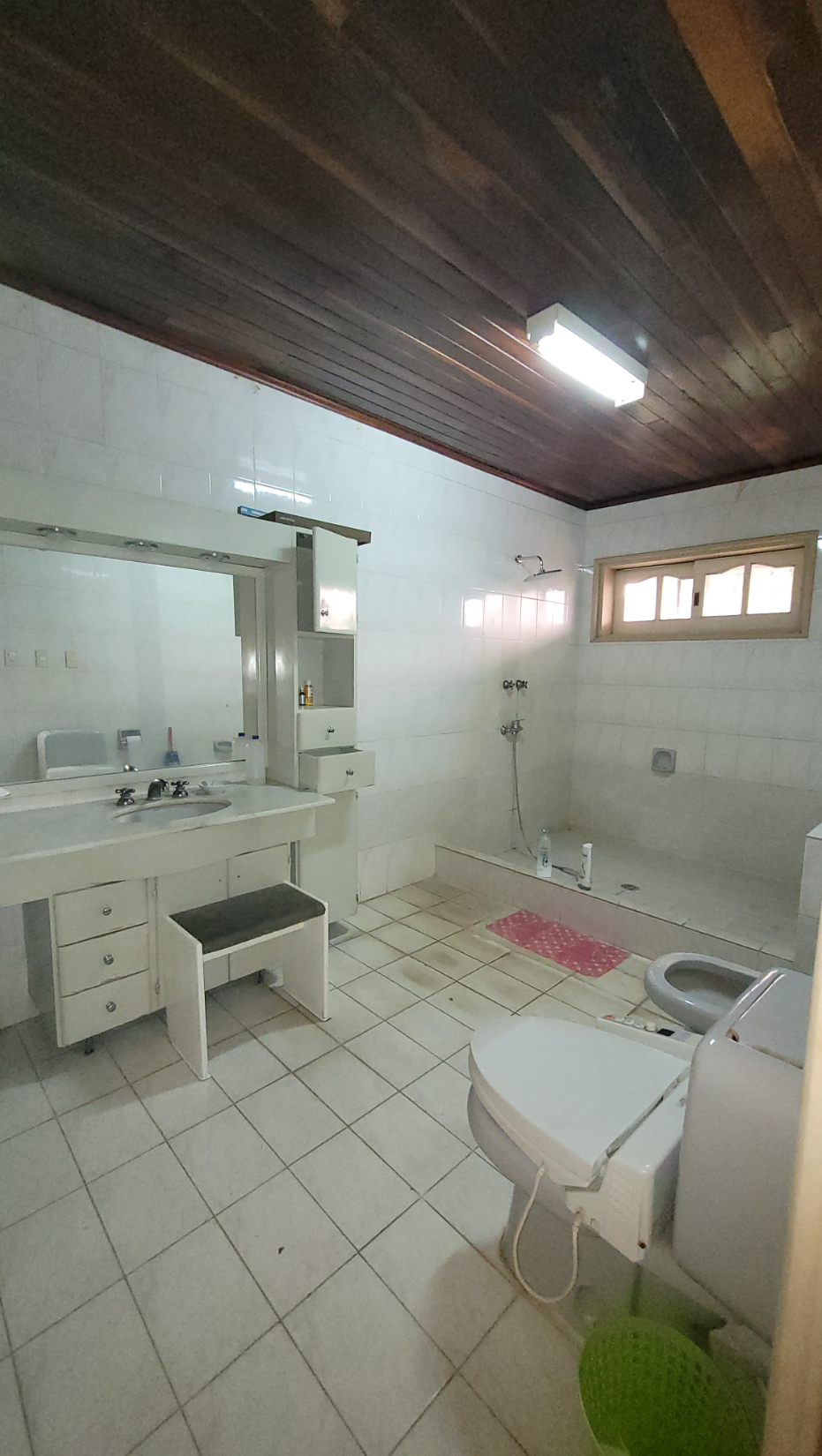 Vendo propiedad con 2.651 m2 con amplia casa y depósito ???? Barrio Santa Librada - Photo 9