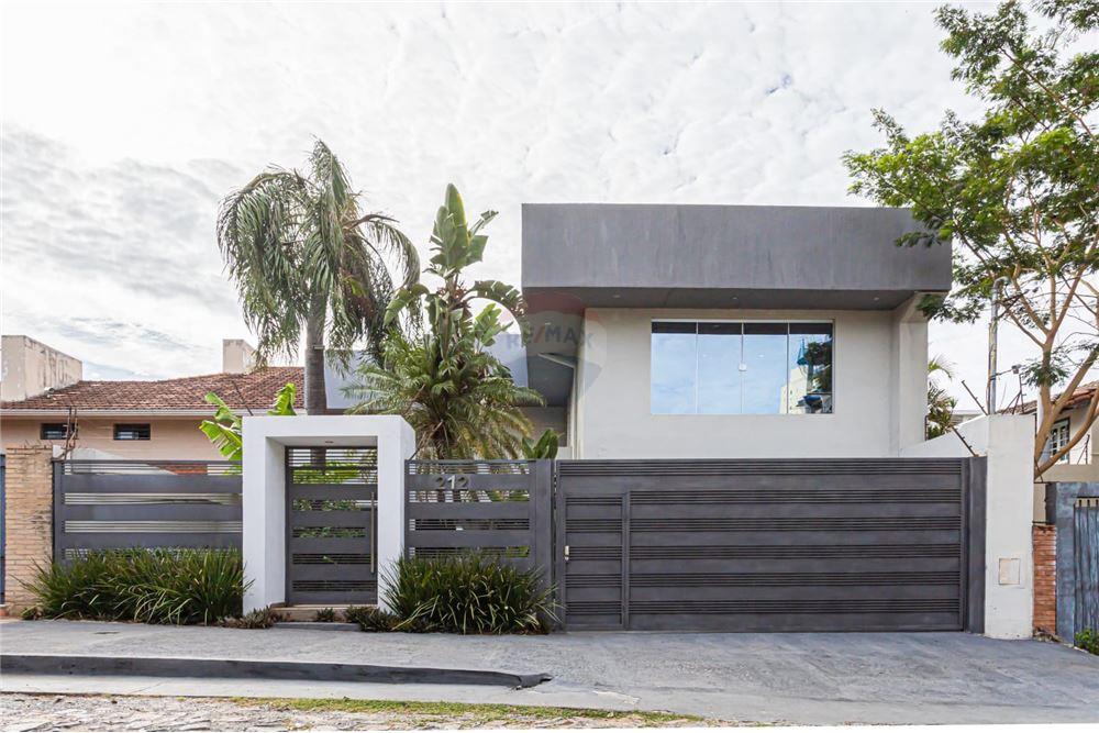 Residencia - Venta - Paraguay Asunción Mburucuyá