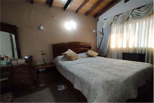 Casa-Venta-ytoror, Fernando De La Mora, Central - Photo 16