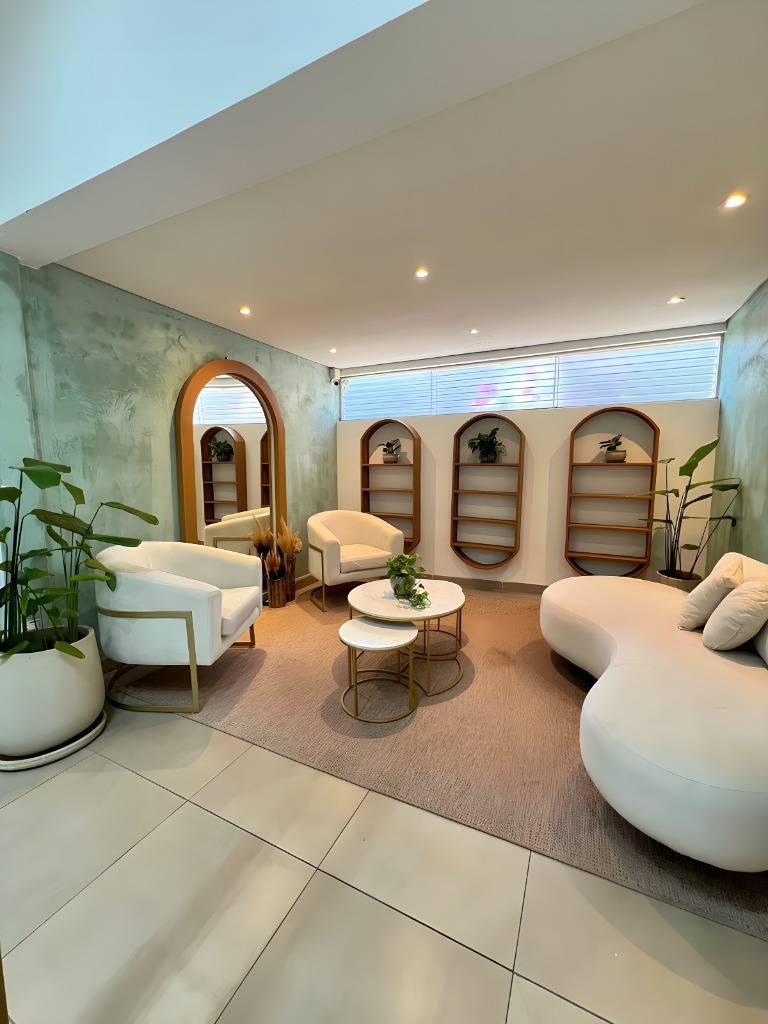 EN VENTA PROPIEDAD AMOBLADA PARA SALÓN DE BELLEZA / SPA - Photo 3