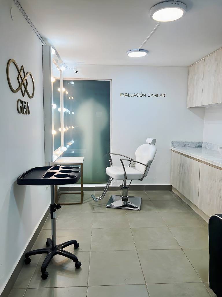 EN VENTA PROPIEDAD AMOBLADA PARA SALÓN DE BELLEZA / SPA - Photo 9