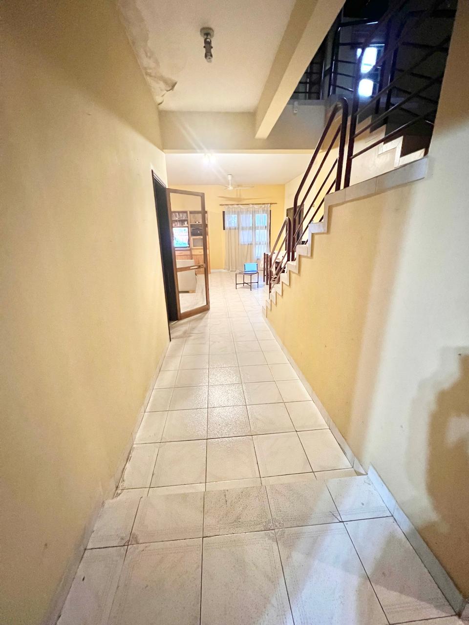 En Venta Amplia Casa En Barrio Felicidad De Lambaré V225 - Photo 18