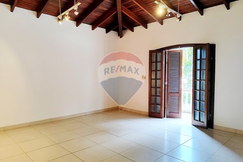 Vendo Casa con Piscina en Asunción Bº Villa Morra - Photo 15