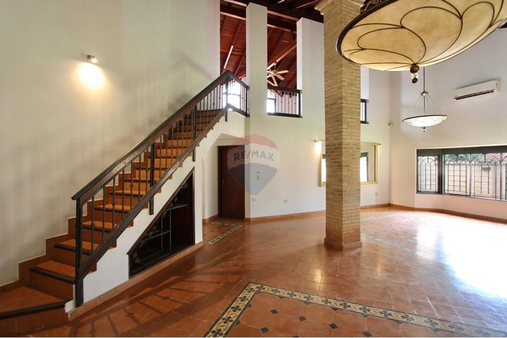 VENDO CASA EN SAN LORENZO, BARRIO SAN MIGUEL - Photo 13