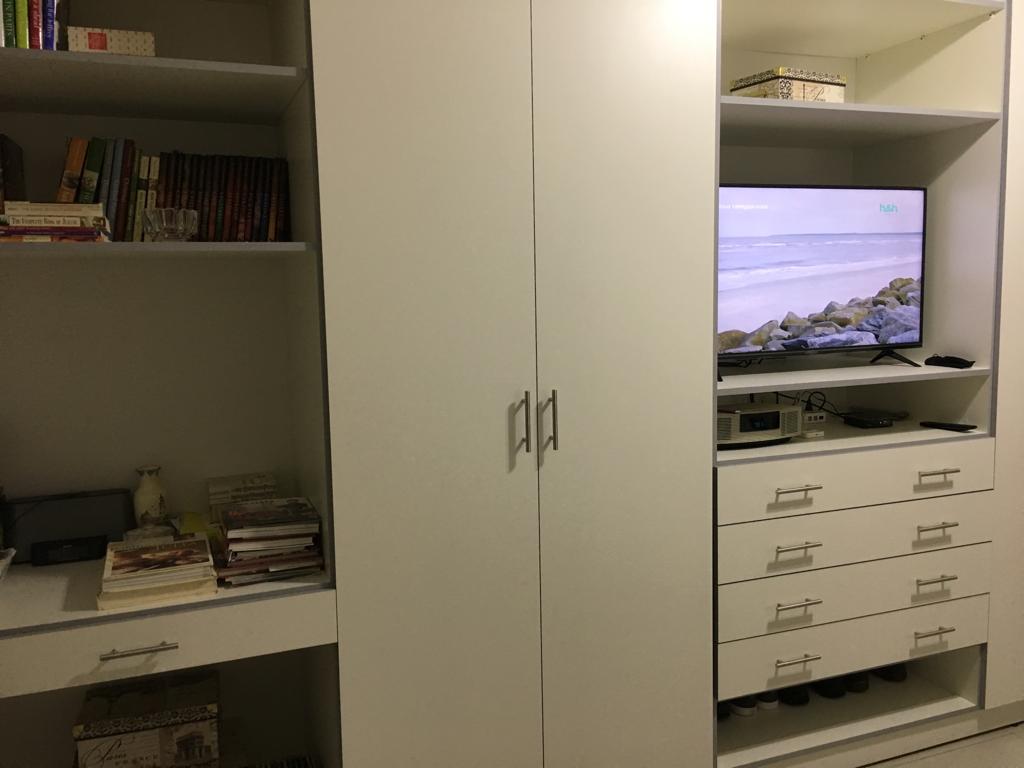 San Bernardino. Puerta Del Lago Casa Moderna-1600 M2, Const: 650 M2. - Photo 13