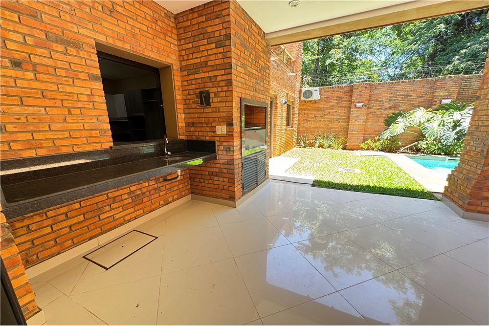 Residencia Exclusiva en Barrio Cerrado Laguna Grande - Photo 12