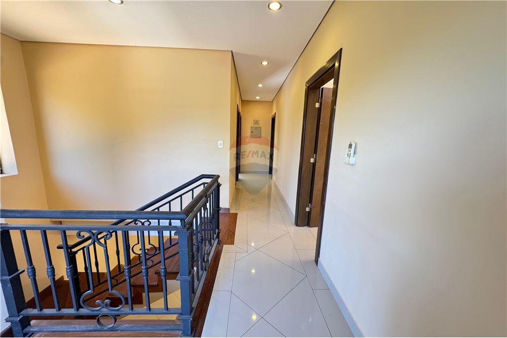 Residencia Exclusiva en Barrio Cerrado Laguna Grande - Photo 18