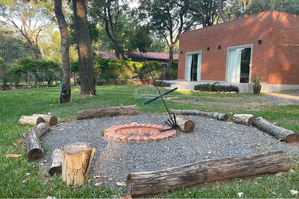 Casa de Verano - Venta - San Bernardino, Paraguay - Photo 2
