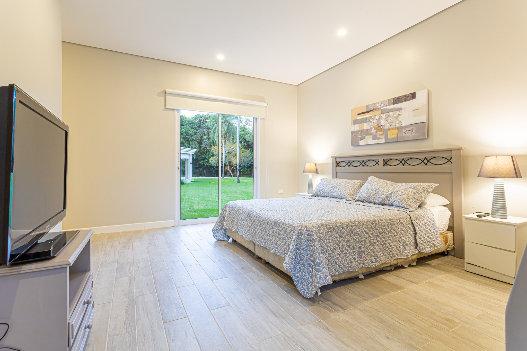 En venta lujosa y amplia residencia amoblada en la ciudad de San Bernardino. - Photo 11