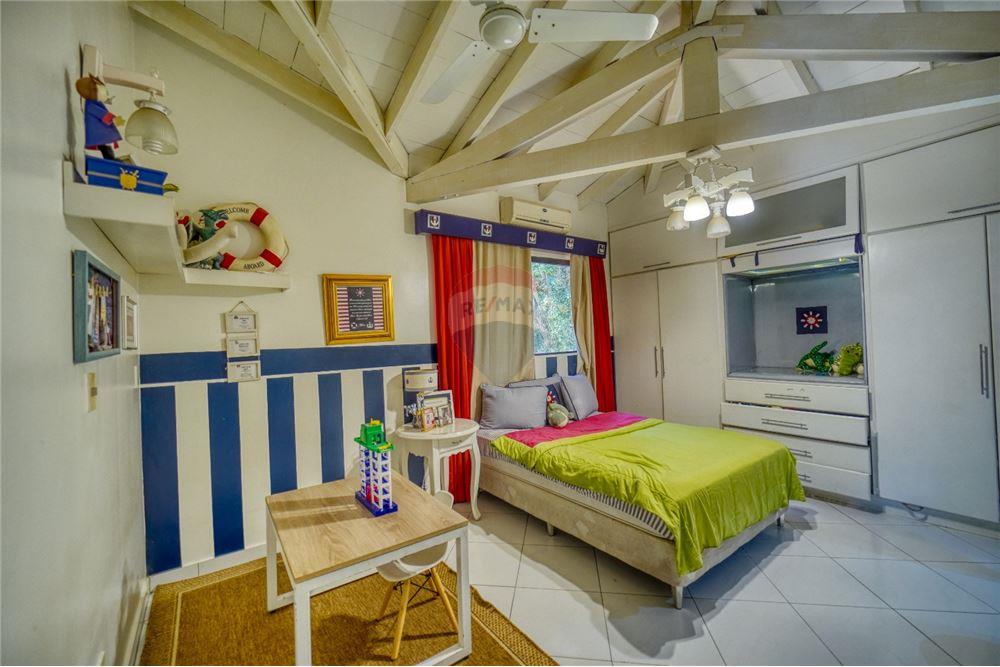 HERMOSA RESIDENCIA QUE BRINDA LUJO Y CONFORT - Photo 13