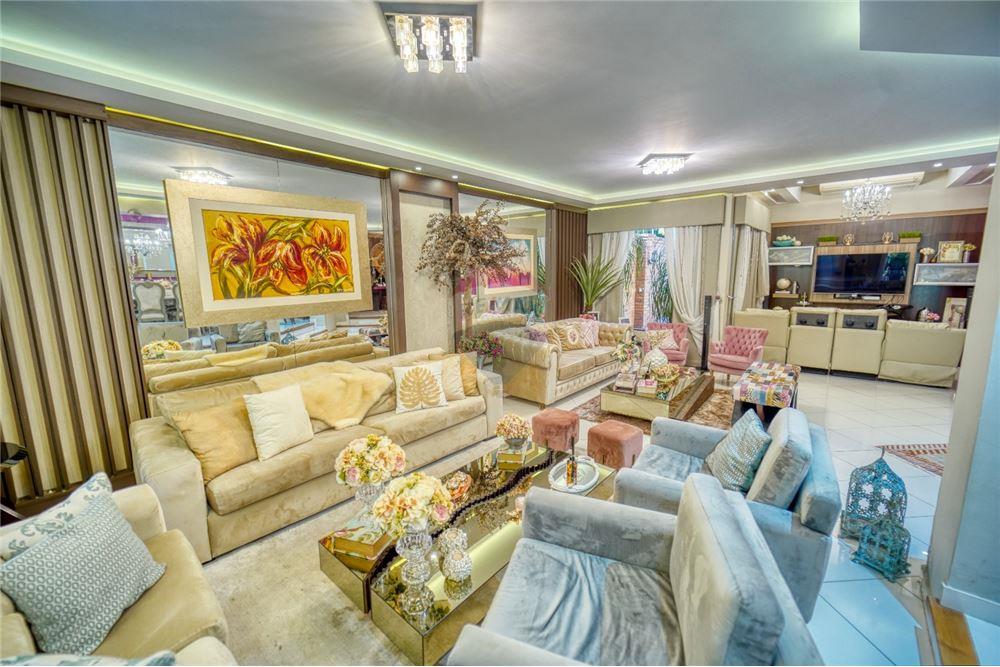 HERMOSA RESIDENCIA QUE BRINDA LUJO Y CONFORT - Photo 6