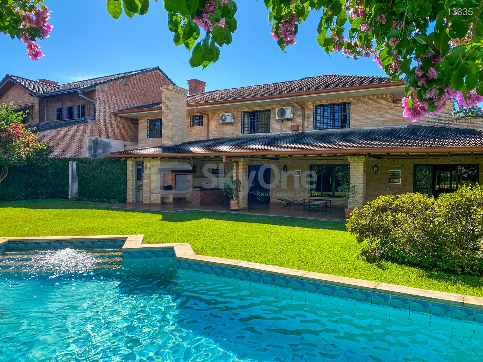 VENDO LUJOSA RESIDENCIA EN LAS LOMAS - ASUNCIÓN - Photo 13