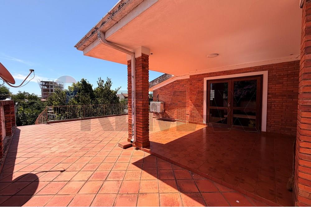 Casa - Venta - Recoleta, Paraguay - Photo 14