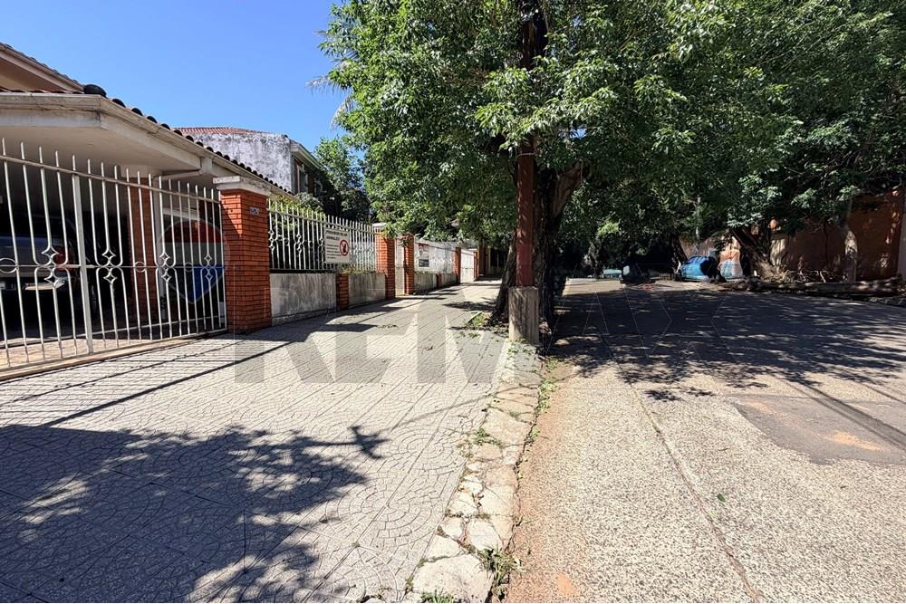 Casa - Venta - Recoleta, Paraguay - Photo 15