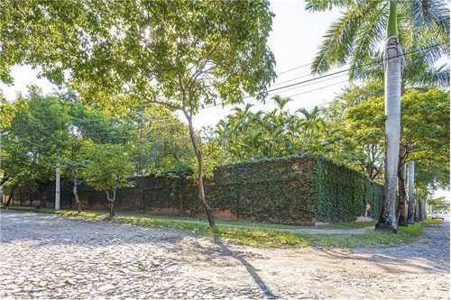 Vendo esta residencia ubicada en Asuncion,Ycua Sati zona Aviadores del chaco - Photo 20
