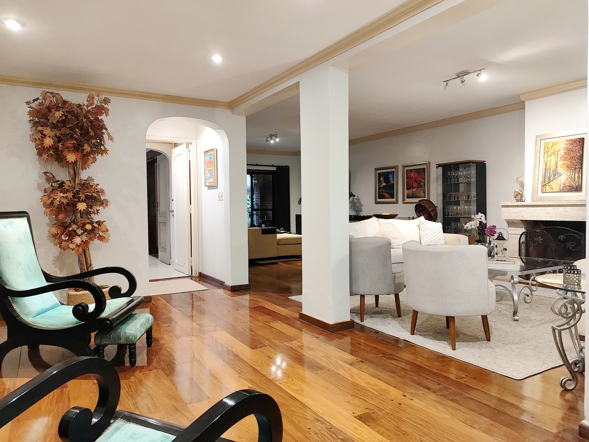 Vendo hermosa casa a metros del shopping del Sol Asunción - Photo 3
