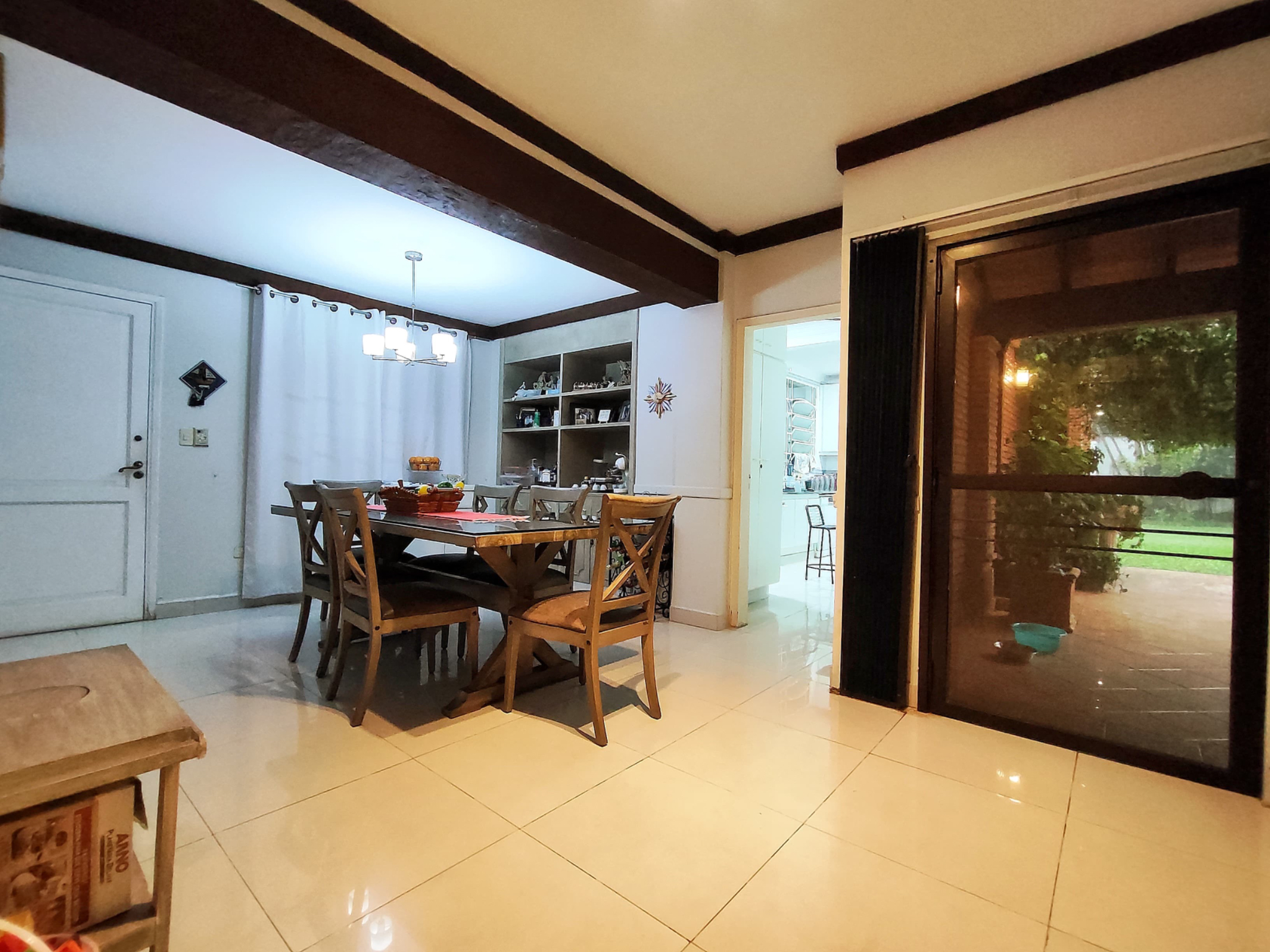 Vendo hermosa casa a metros del shopping del Sol Asunción - Photo 8