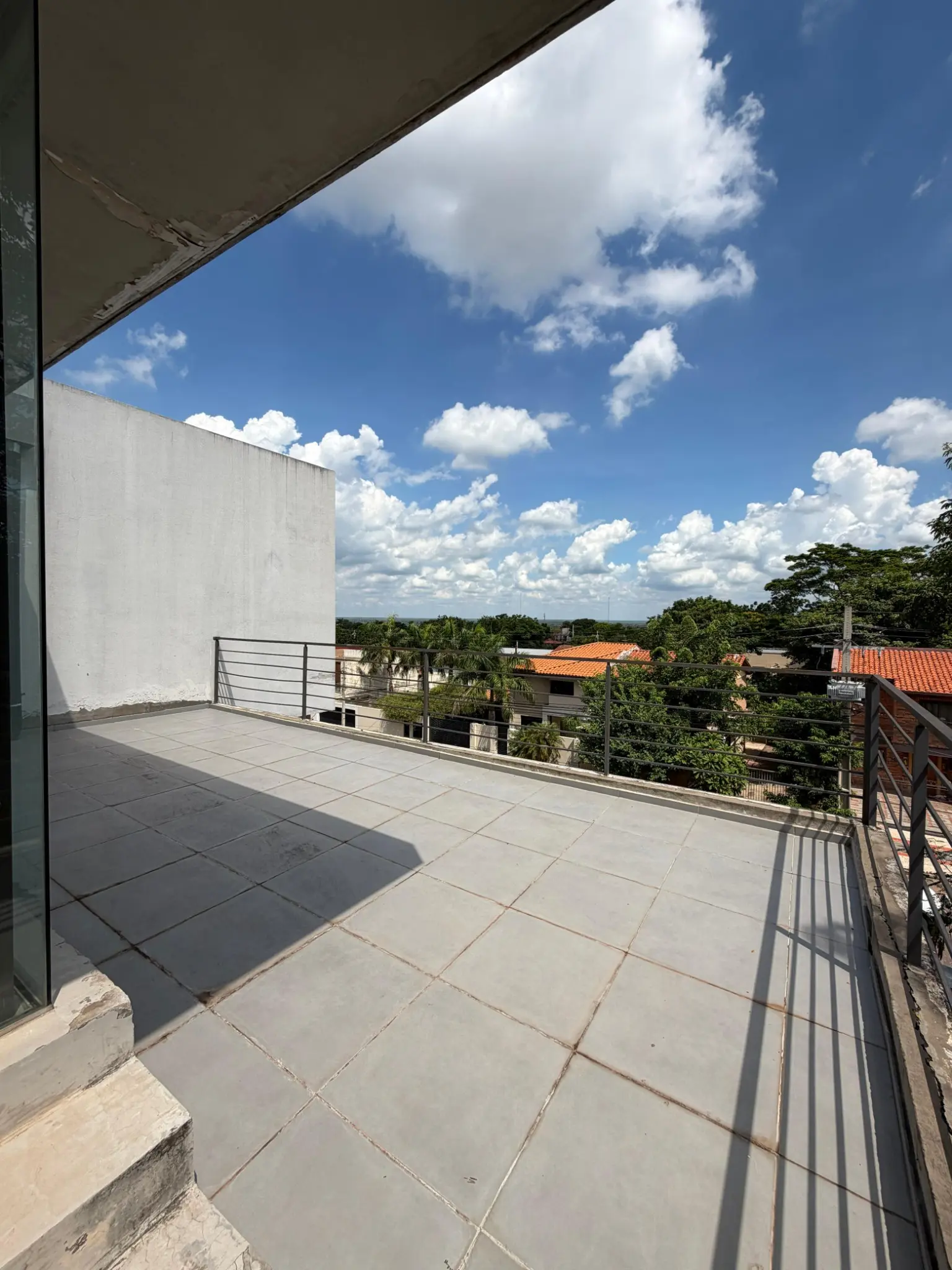 EXCLUSIVA RESIDENCIA EN VENTA ZONA YACHT Y GOLF CLUB PARAGUAYO - Photo 8