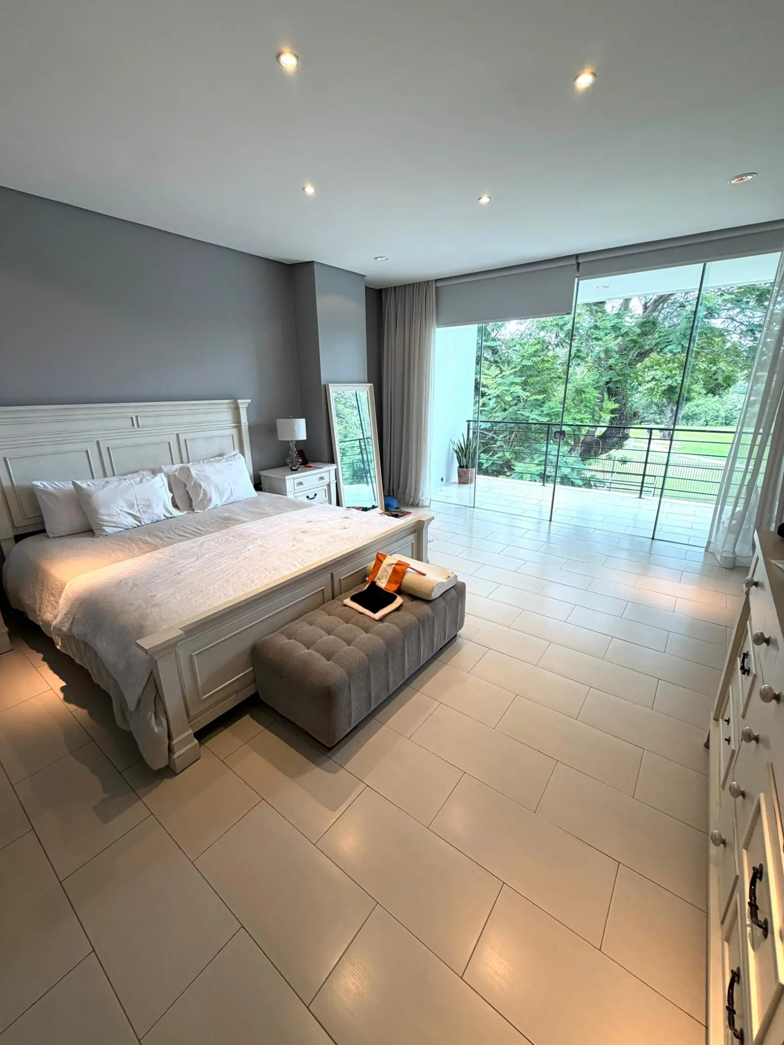 EXCLUSIVA RESIDENCIA EN VENTA ZONA YACHT Y GOLF CLUB PARAGUAYO - Photo 10
