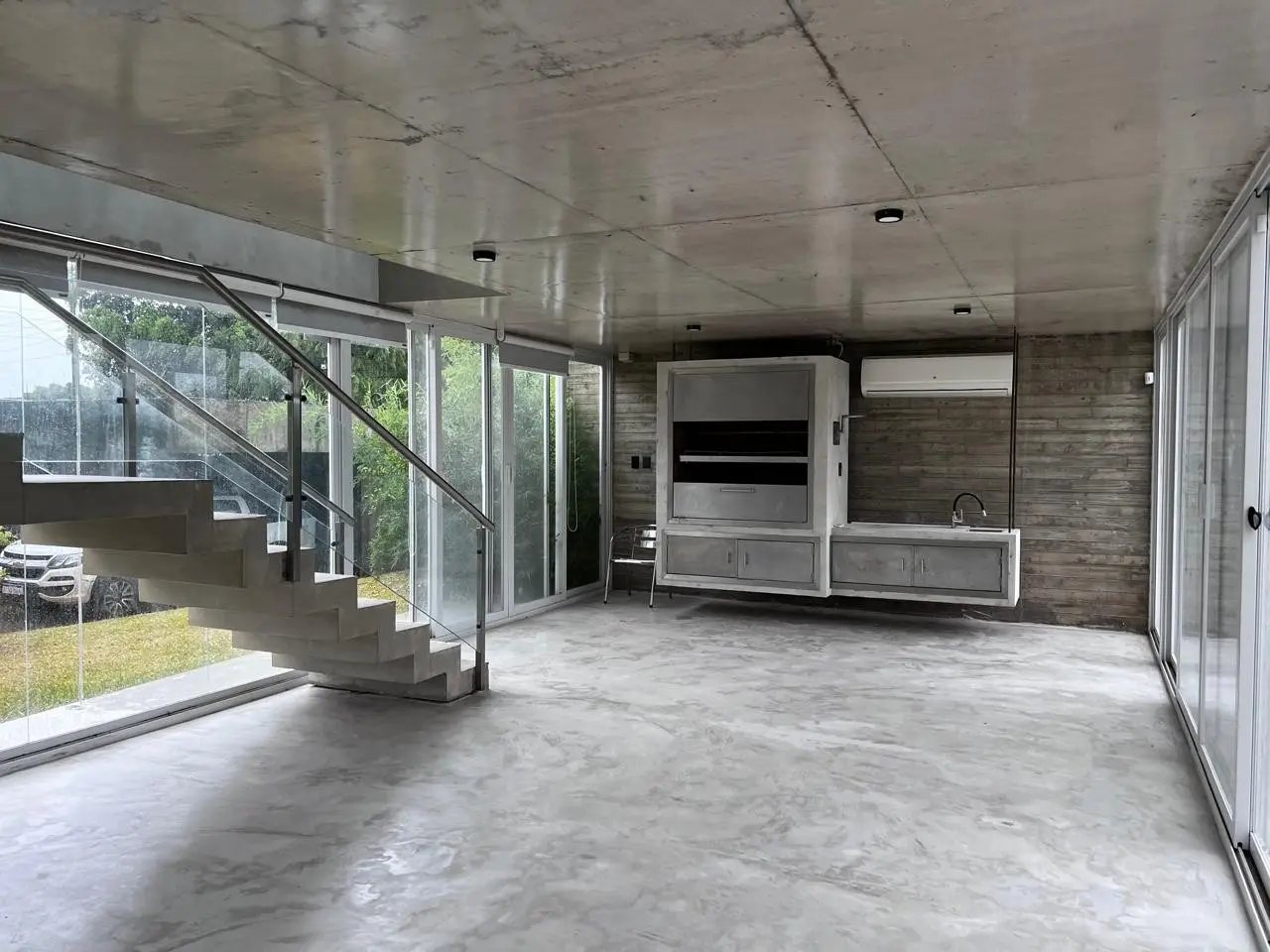 *Residencia Estilo contemporaneo sobre Lago Ypacari en San Bernardino – Cantegrill Country Club. - Photo 14