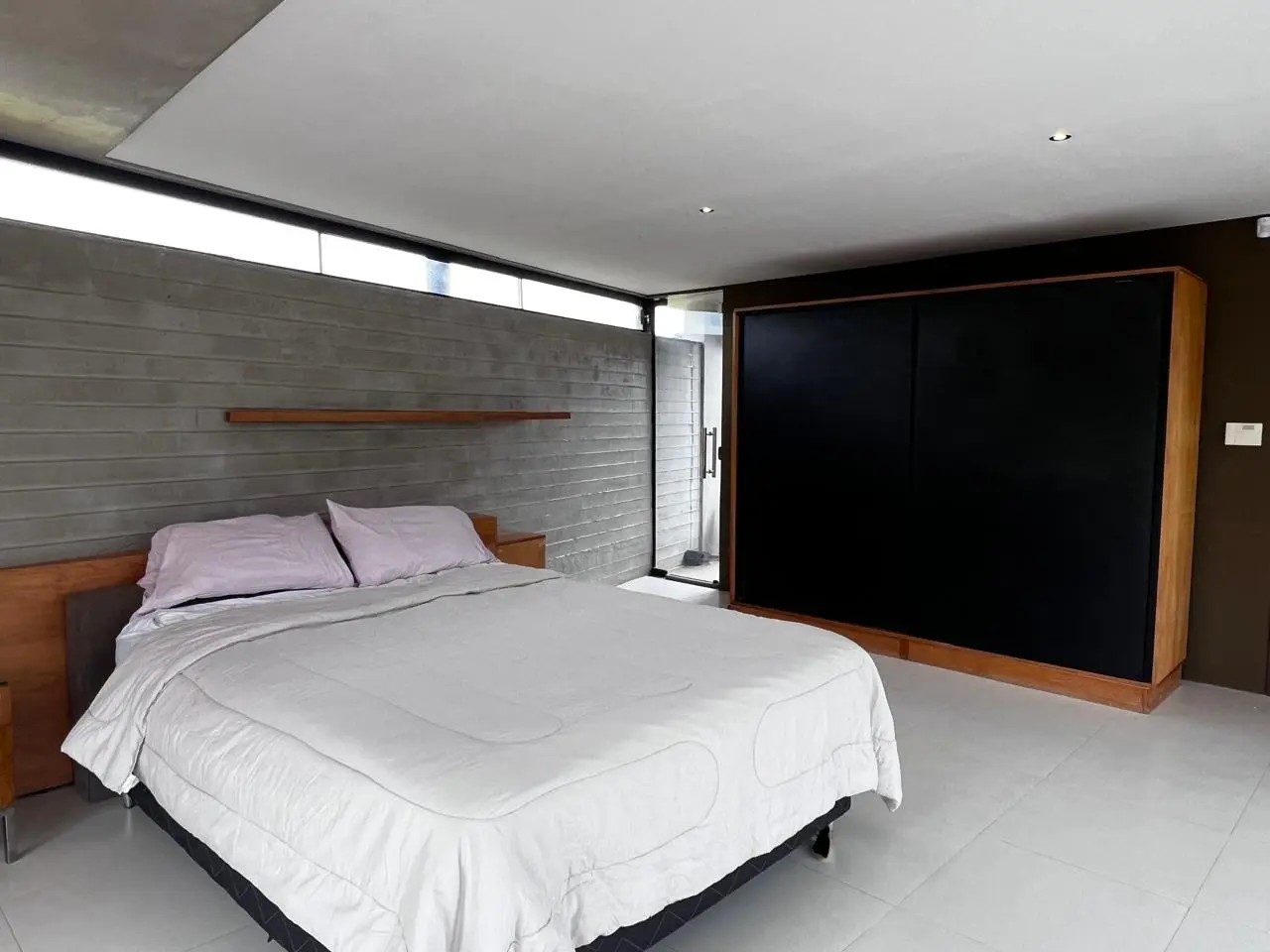 *Residencia Estilo contemporaneo sobre Lago Ypacari en San Bernardino – Cantegrill Country Club. - Photo 10