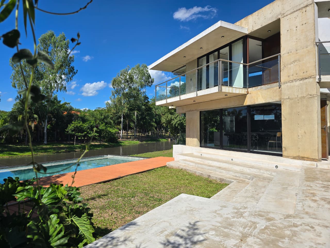 En Venta Residencia Estilo Contemporaneo Sobre Lago Ypacaraí - Photo 12