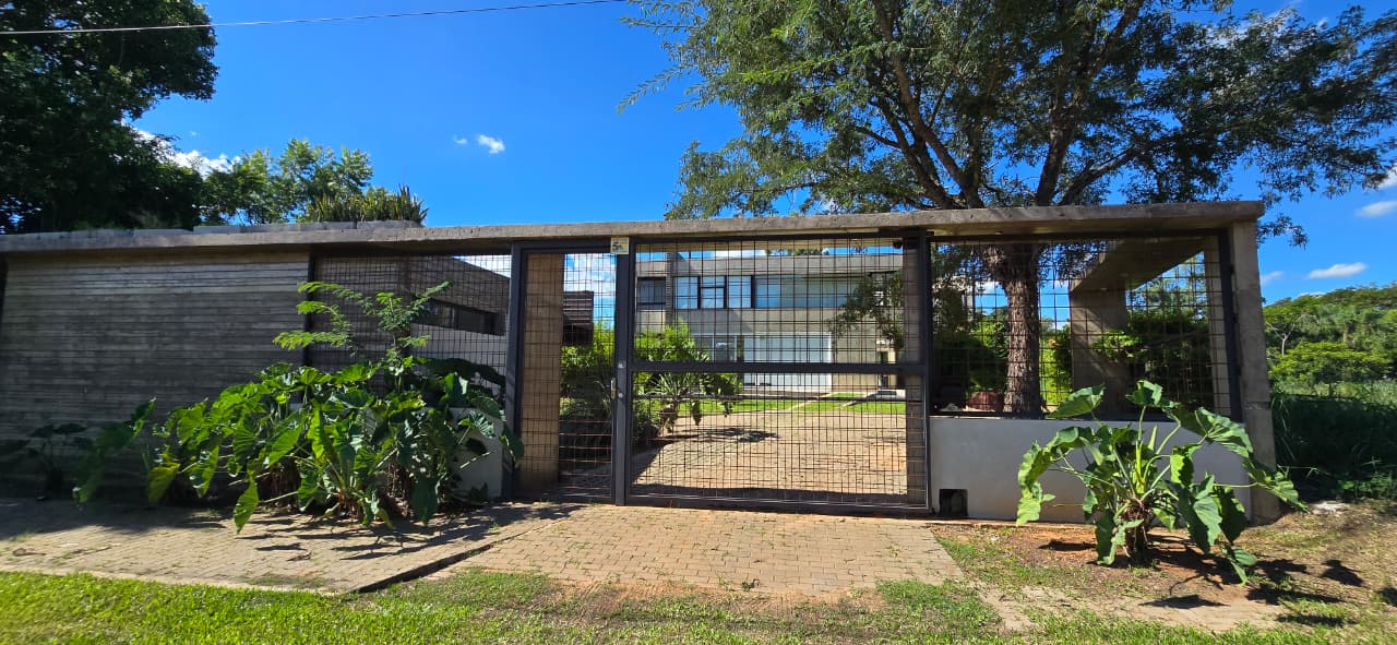 En Venta Residencia Estilo Contemporaneo Sobre Lago Ypacaraí - Photo 18