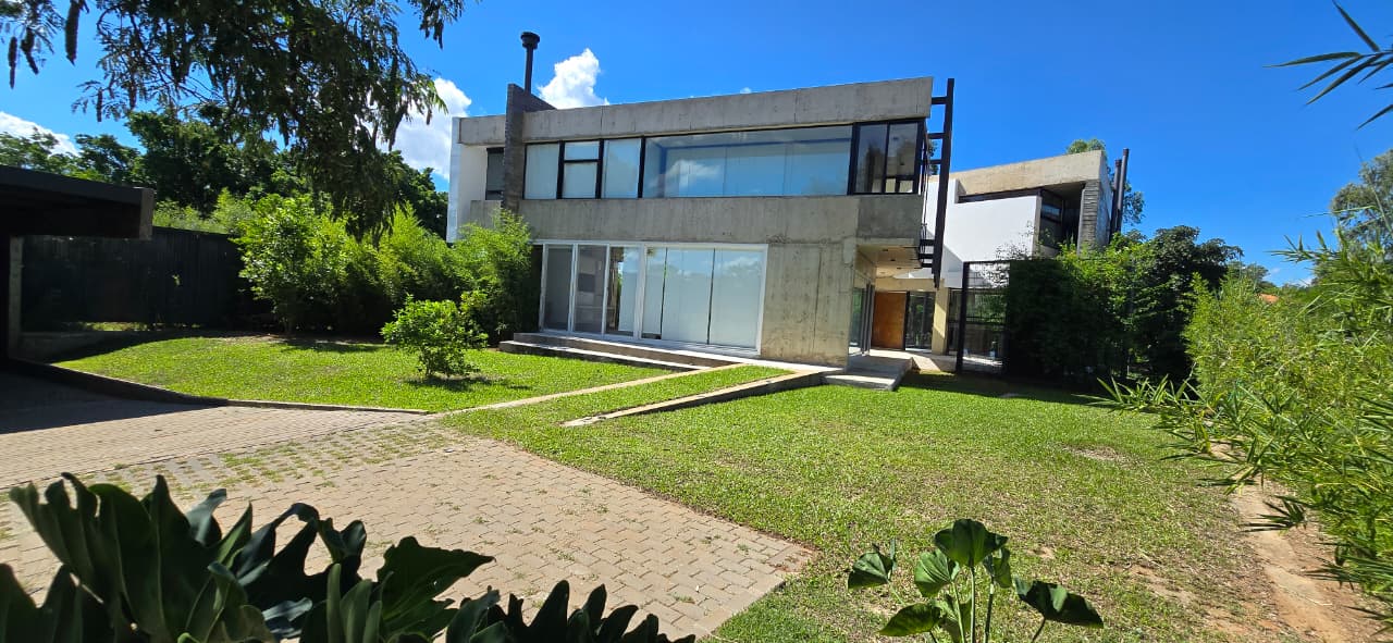 En Venta Residencia Estilo Contemporaneo Sobre Lago Ypacaraí - Photo 3