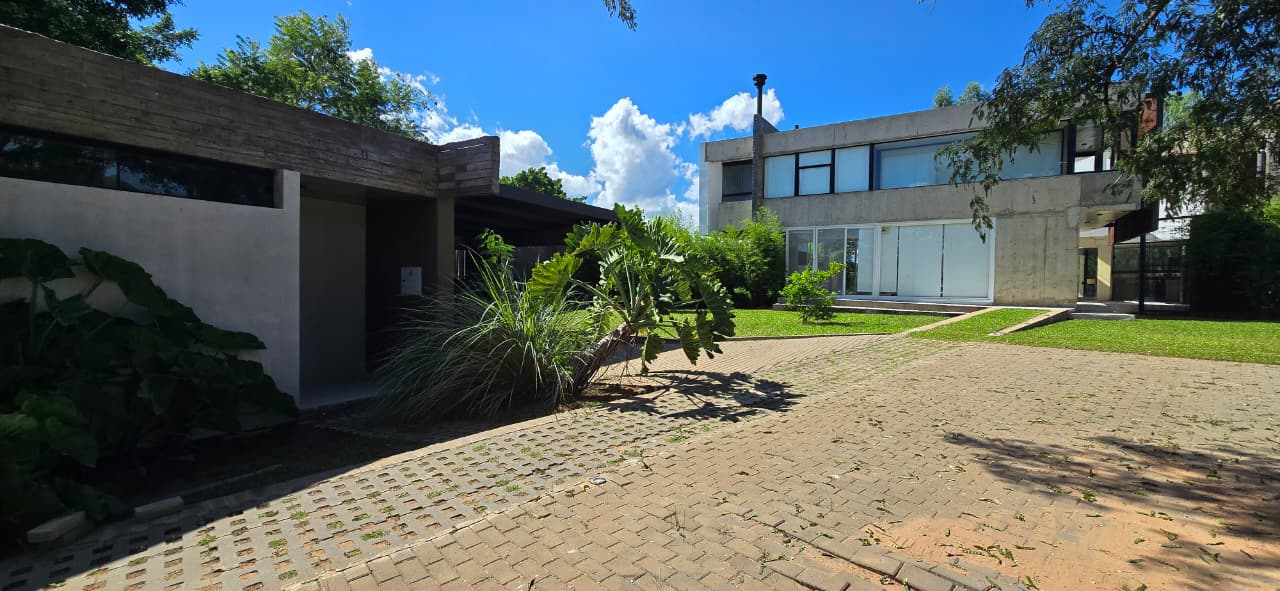En Venta Residencia Estilo Contemporaneo Sobre Lago Ypacaraí - Photo 4