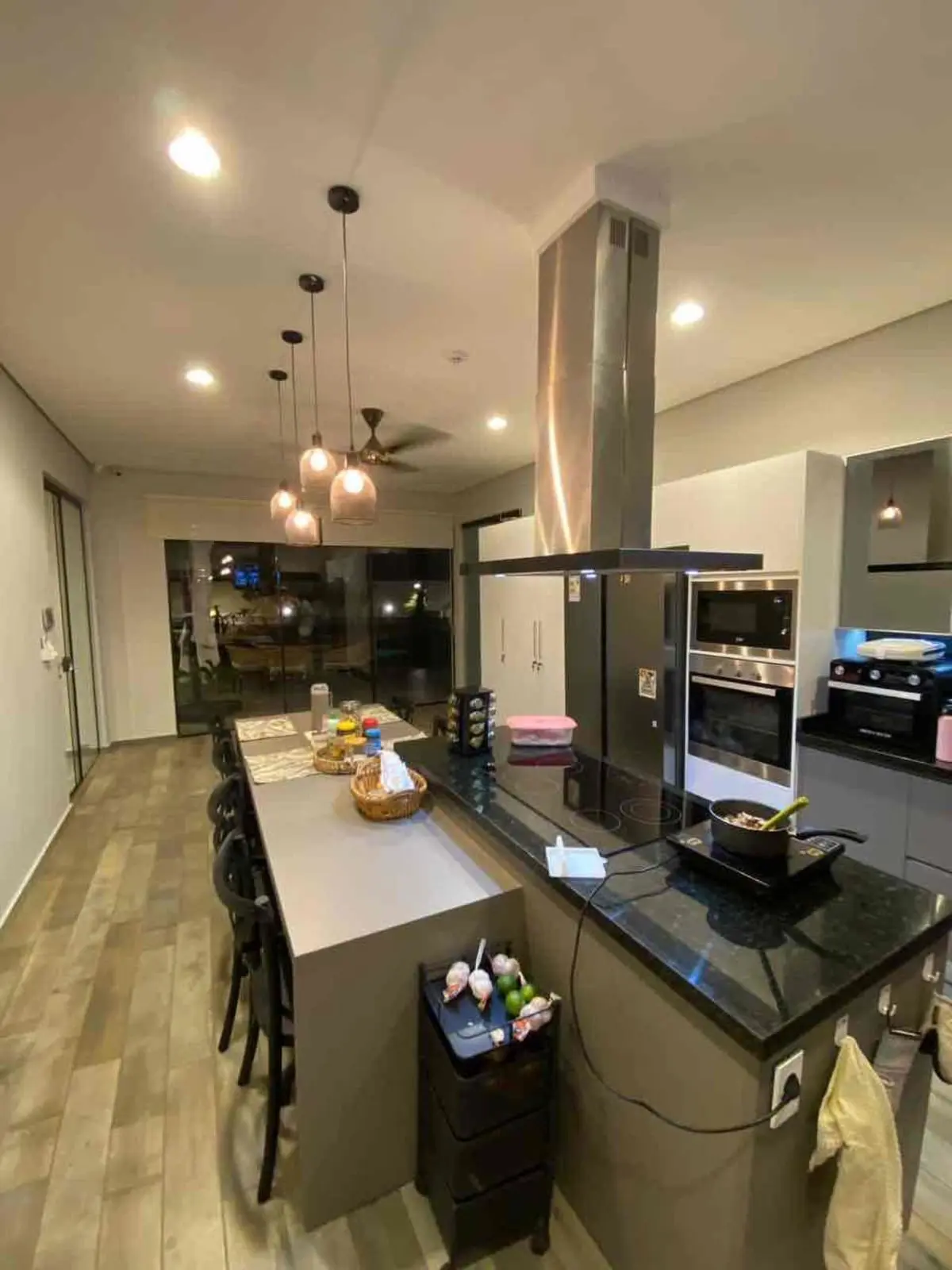 En alquiler y venta amplia casa en el centro de San Bernardino - Photo 17