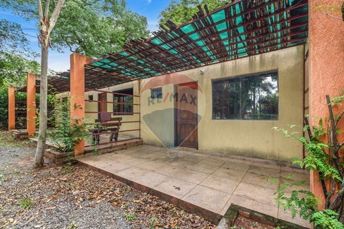 Casa de verano - Venta - San Bernardino, Cordillera, Paraguay - Photo 9