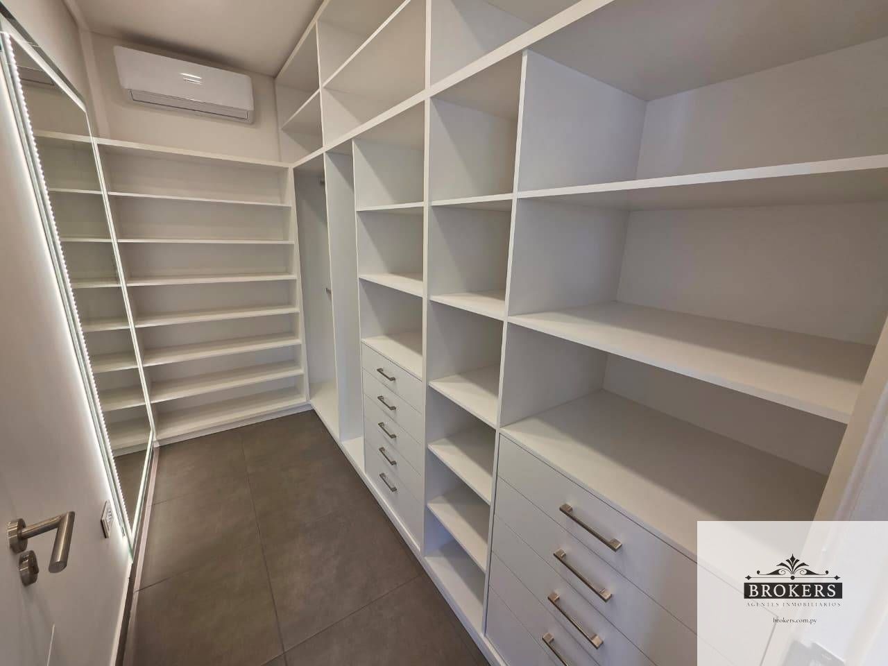 Vendo Duplex a Estrenar De 3 Dormitorios Con Piscina Zona Plaza Madero - Photo 18