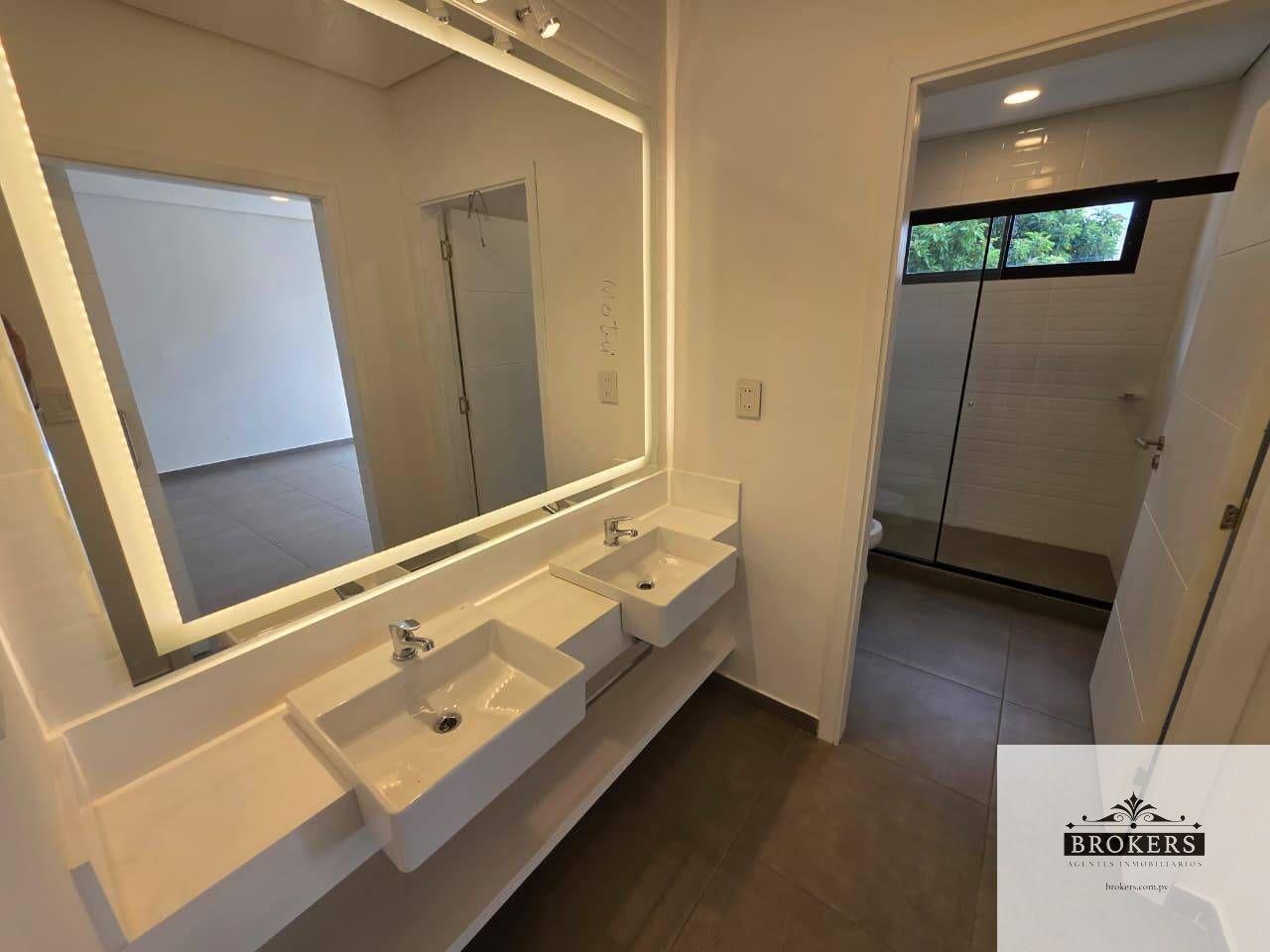 Vendo Duplex a Estrenar De 3 Dormitorios Con Piscina Zona Plaza Madero - Photo 20