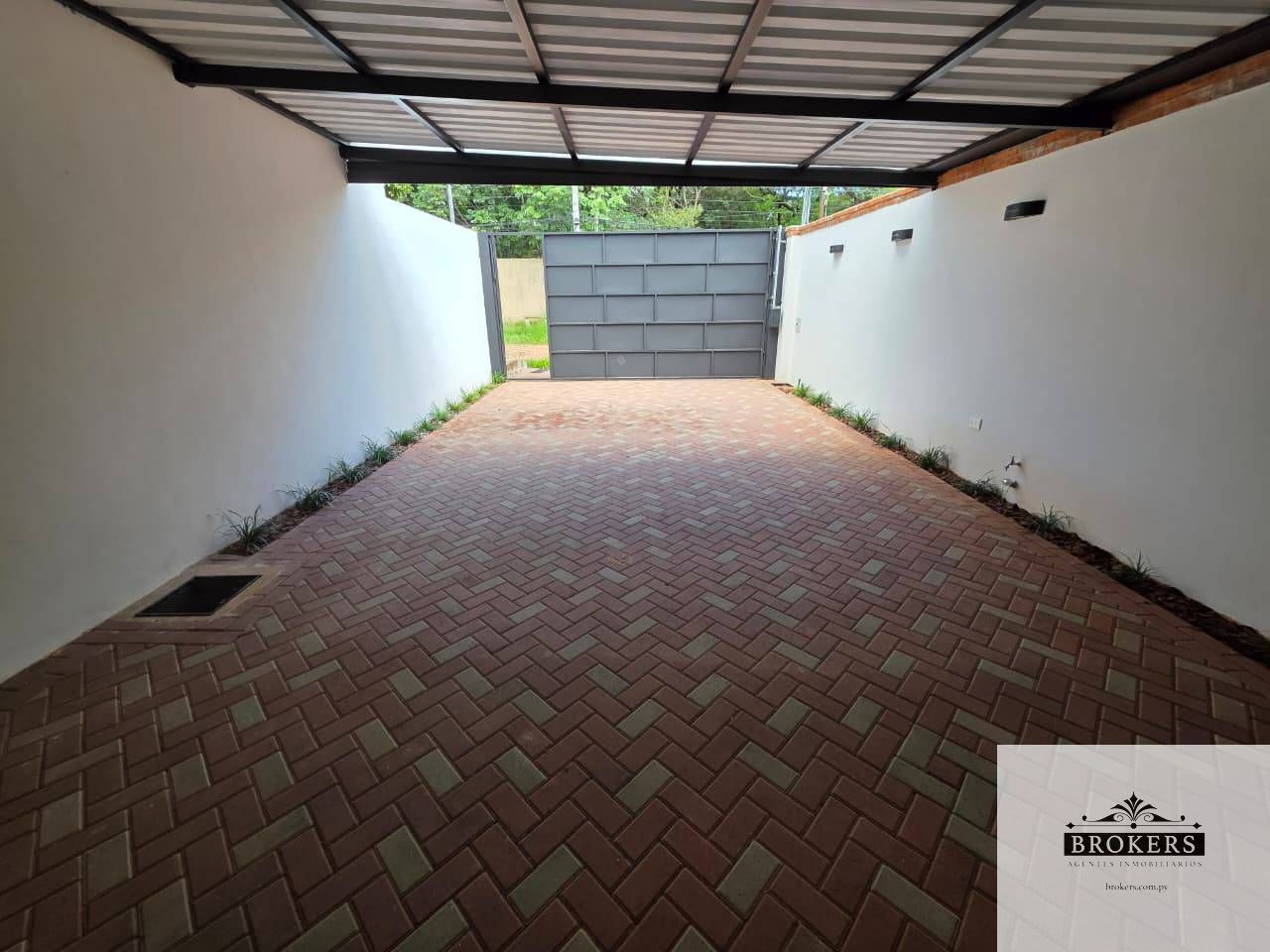 Vendo Duplex a Estrenar De 3 Dormitorios Con Piscina Zona Plaza Madero - Photo 3