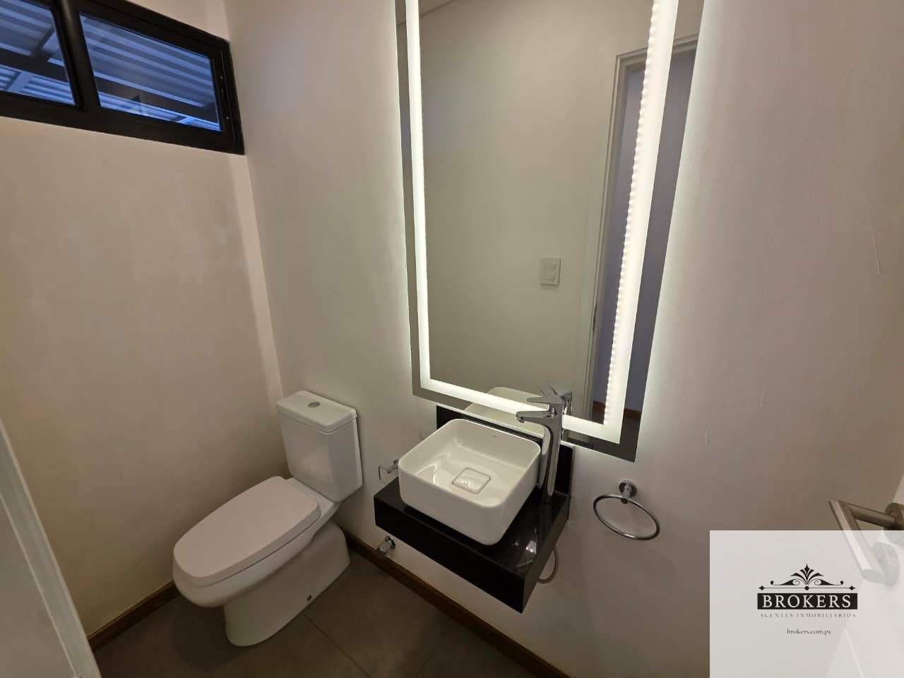 Vendo Duplex a Estrenar De 3 Dormitorios Con Piscina Zona Plaza Madero - Photo 8