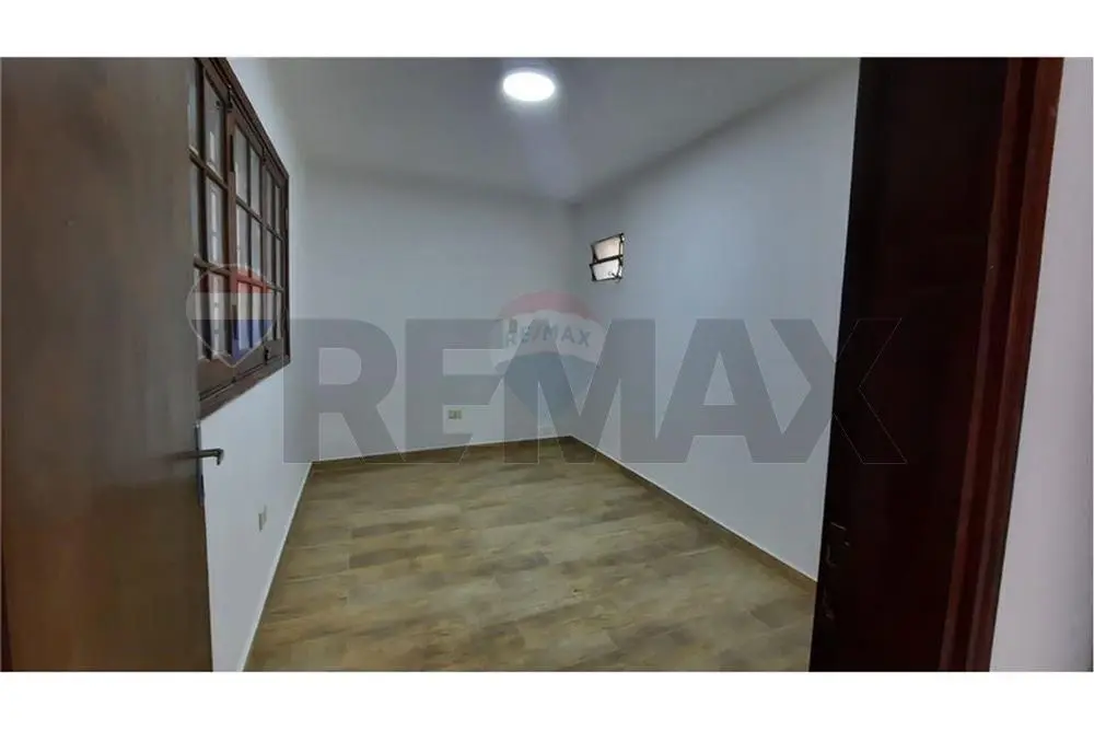 EN VENTA Hermosa RESIDENCIA en LAMBARE - Photo 11