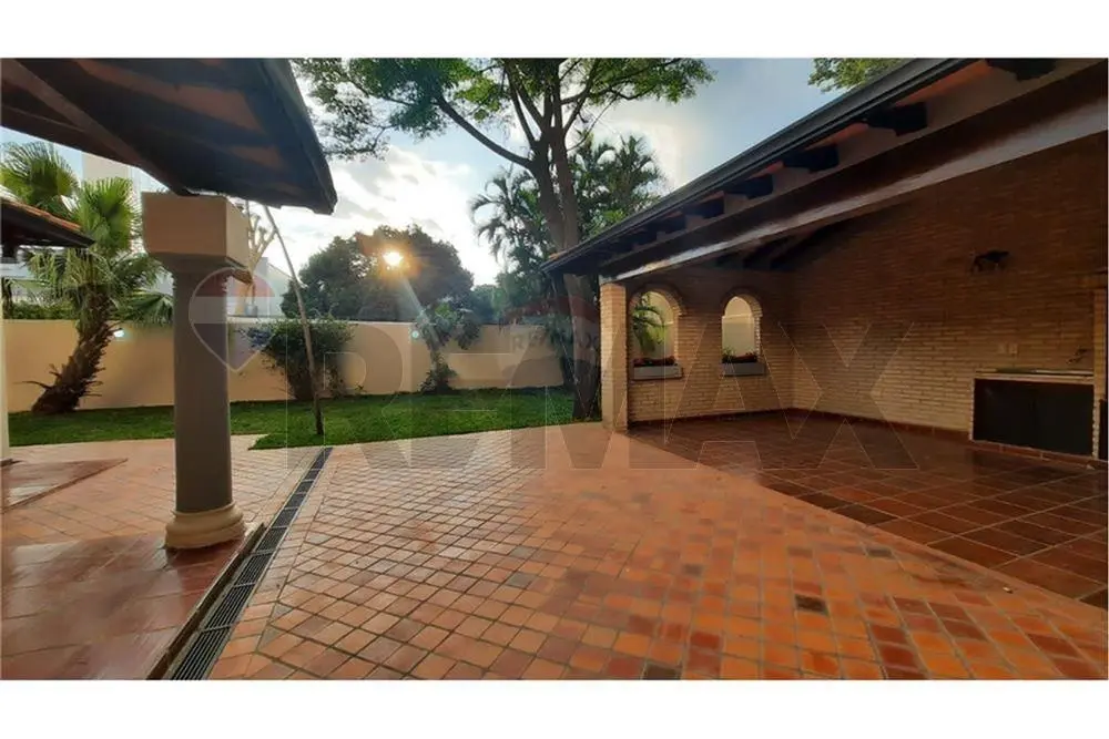 EN VENTA Hermosa RESIDENCIA en LAMBARE - Photo 15