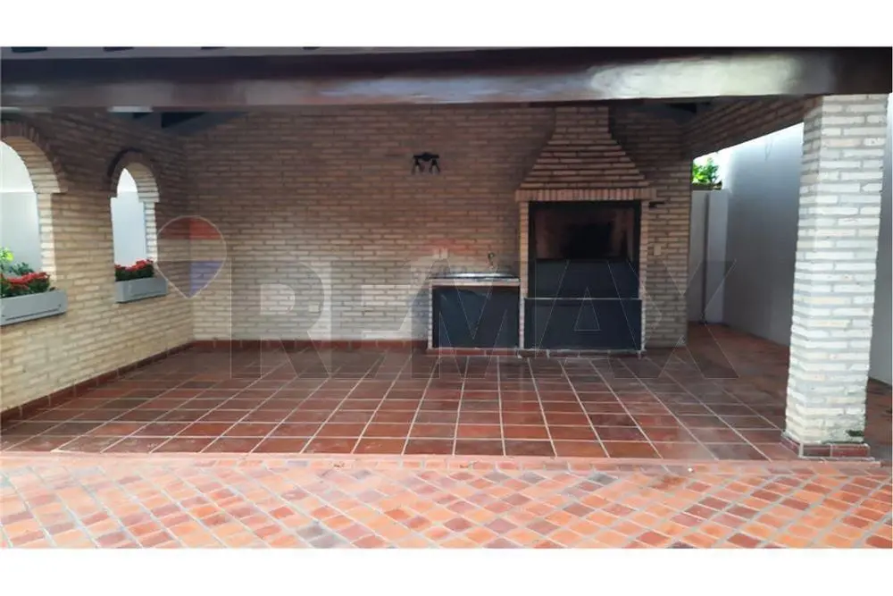EN VENTA Hermosa RESIDENCIA en LAMBARE - Photo 17