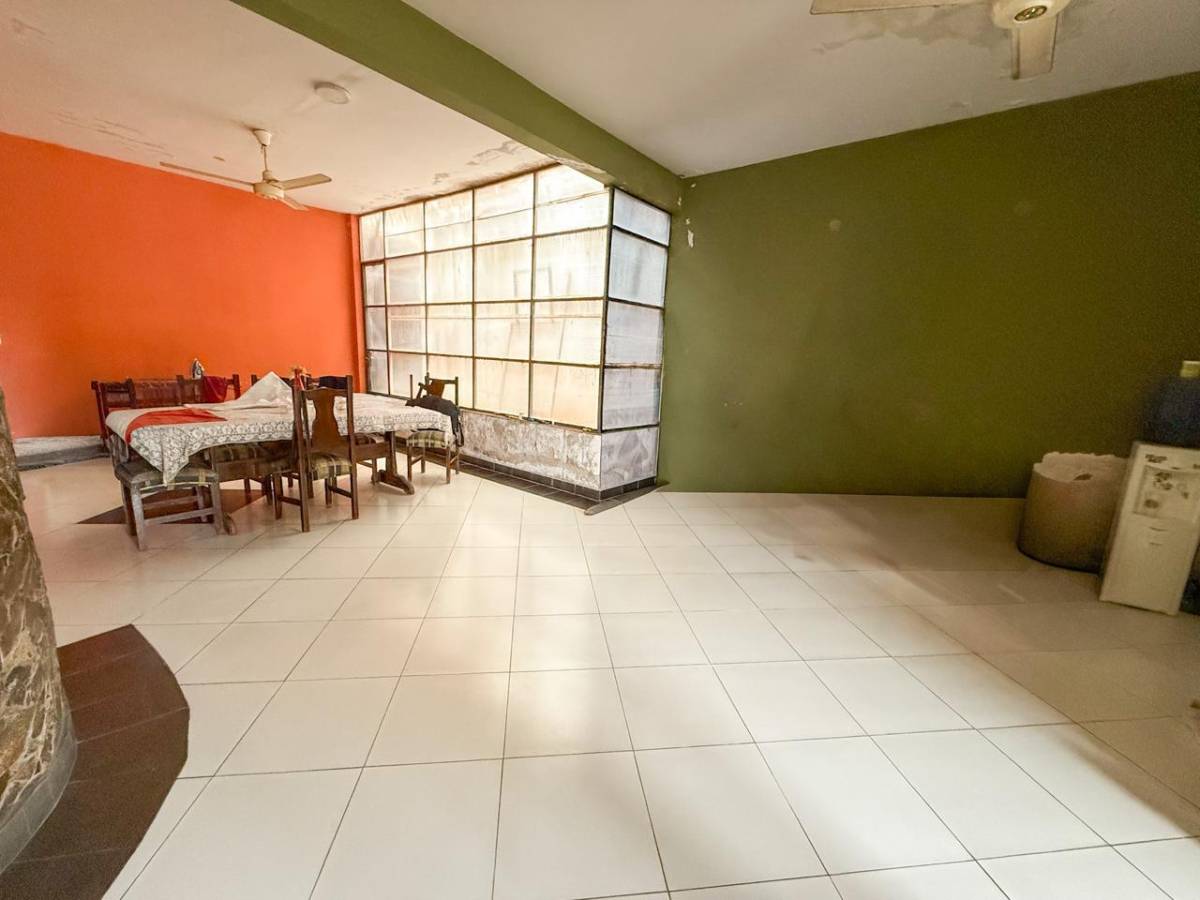 EN VENTA Propiedad con gran potencial en terreno amplio - Photo 3