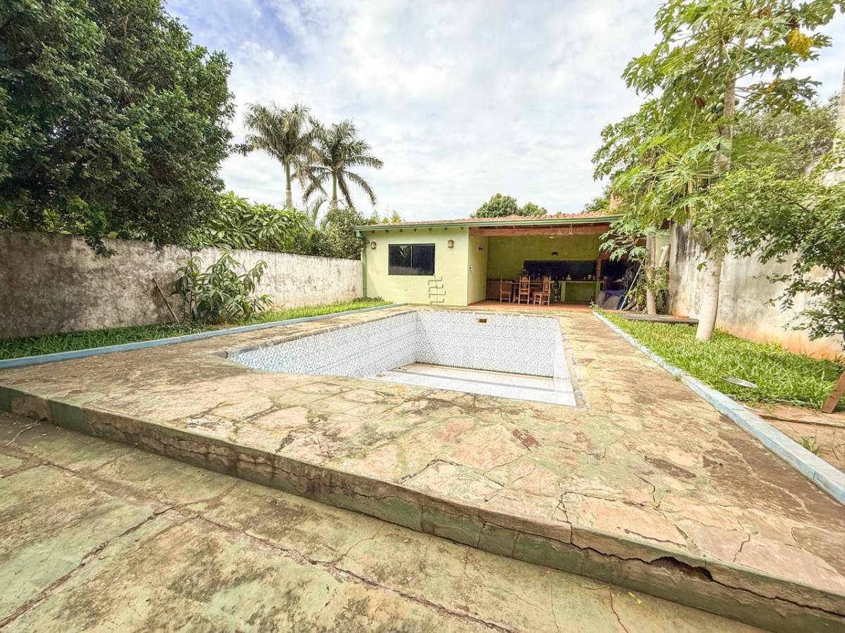 EN VENTA Propiedad con gran potencial en terreno amplio - Photo 9