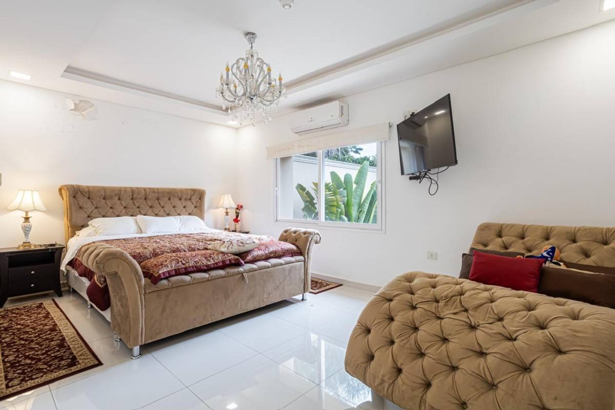En venta – Amplia residencia en Lambaré A solo 10 minutos del Colegio SEK. - Photo 13