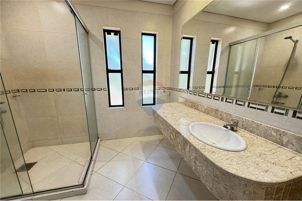 Residencia en Barrio Cerrado Laguna Grande - Photo 19