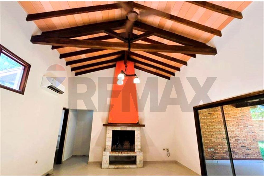 Casa - Venta - San Bernardino, Cordillera, Paraguay - Photo 13