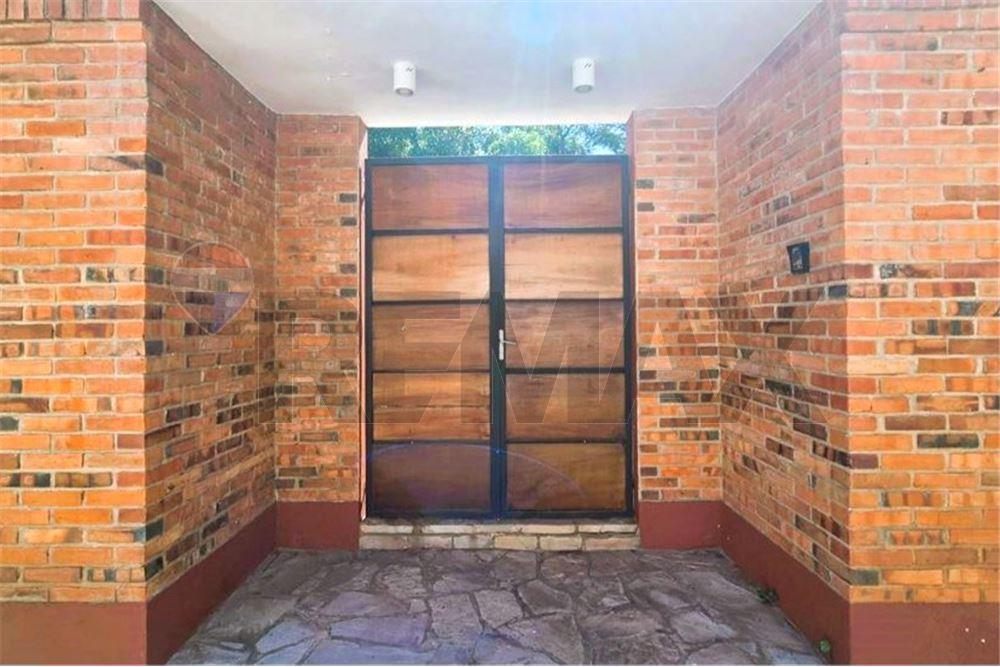 Casa - Venta - San Bernardino, Cordillera, Paraguay - Photo 3